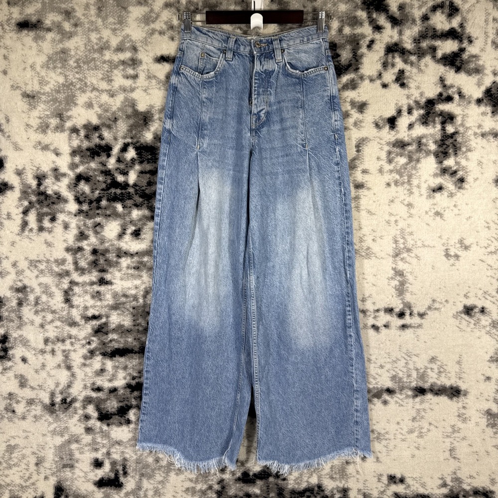 We The Free Jeans Womens Size 25 Light Wash Wide Leg Pleated Hippie Boho Skater